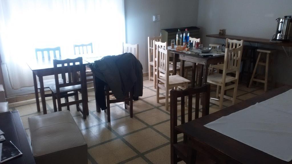 Loica Hostel بويرتو مادرين المظهر الخارجي الصورة