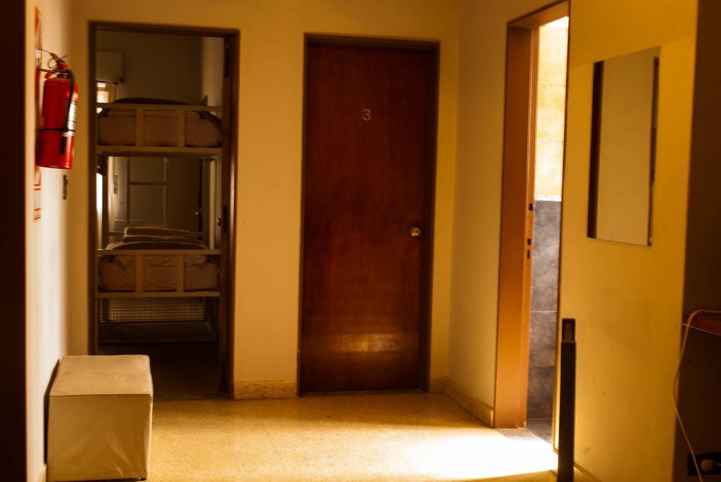 Loica Hostel بويرتو مادرين المظهر الخارجي الصورة