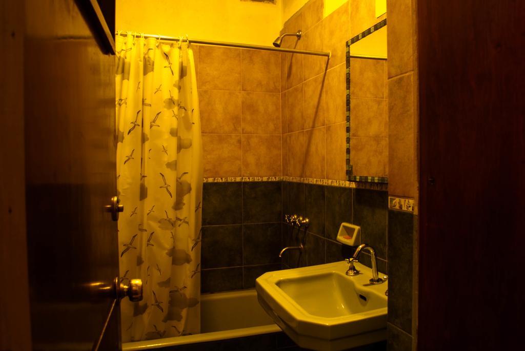 Loica Hostel بويرتو مادرين المظهر الخارجي الصورة
