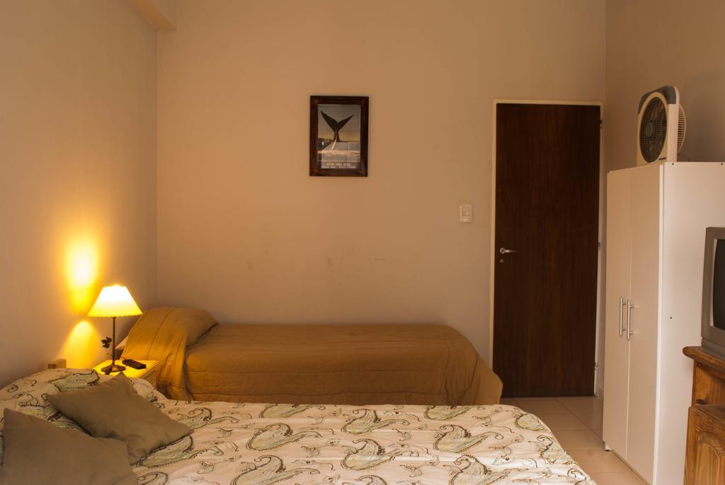 Loica Hostel بويرتو مادرين المظهر الخارجي الصورة